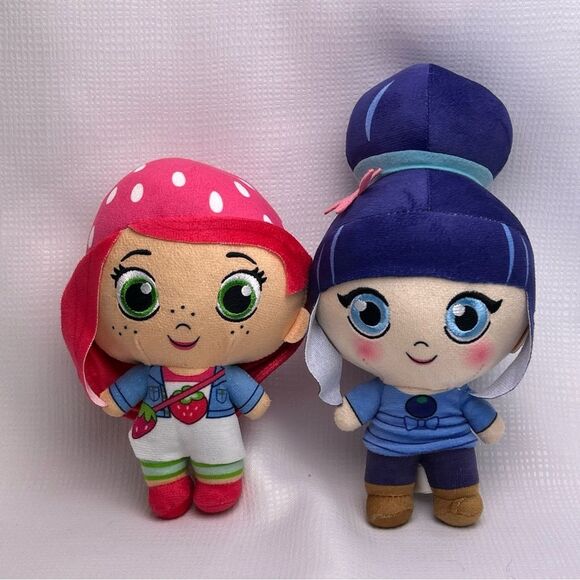 Blueberry Muffin & Strawberry Shortcake, Berry In The Big City Stuffed Dolls Lot - Picture 1 of 8